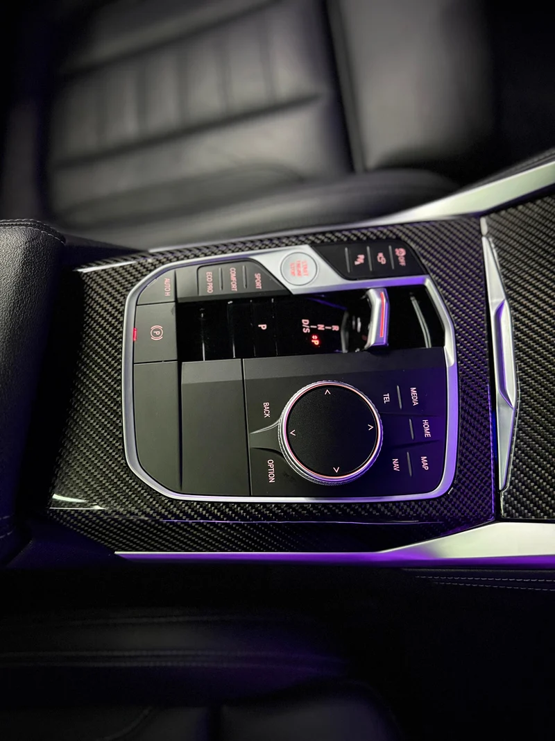 Carbon Interieurleisten BMW 4er G22 / G23 / G26 & M4 G82 / G83 inkl. Einbau
