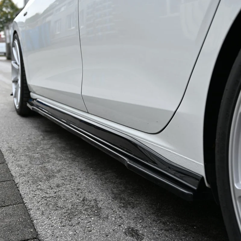 Seitenschweller Hochglanz Schwarz für Golf 8 GTI / Clubsport