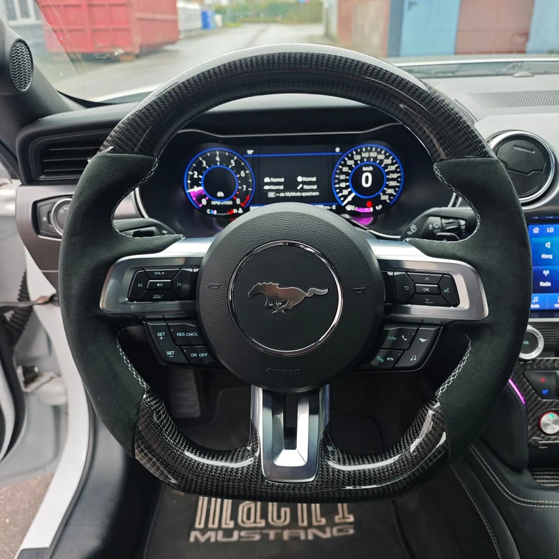 Carbon Lenkrad für Ford Mustang 2018-2022