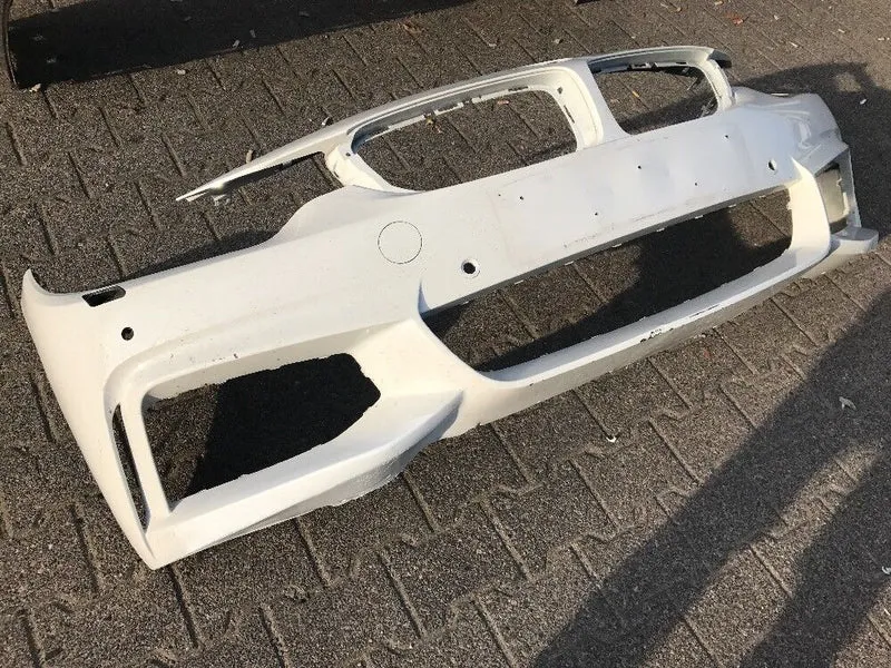 ORIGINAL BMW F32 F33 F36 M PAKET Stoßstange mit PDC & SWR vorne LCI