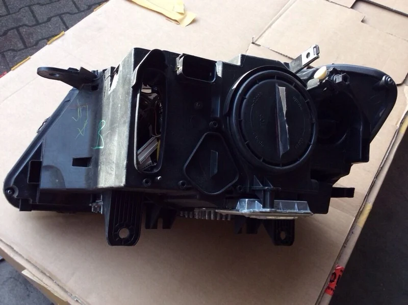 BMW X3 F25 Xenonscheinwerfer OHNE KURVENLICHT XENON 7217294 Steuergerät 2x Modul