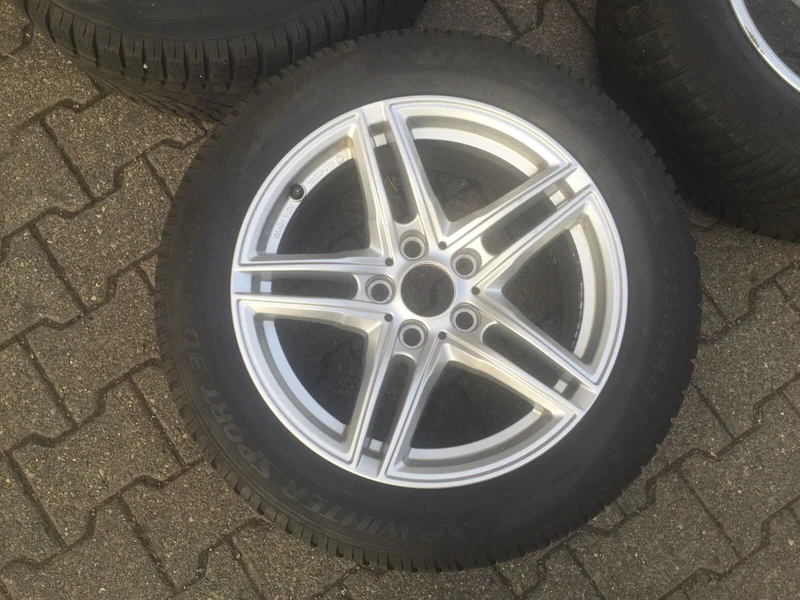 BMW F10 F11 ALUFELGEN Winterreifen 225 55 R17 97H RSC DUNLOP SP WINTER SPORT 3D