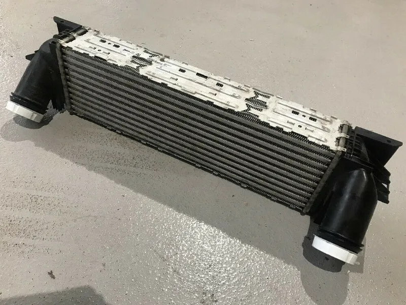 ORIGINAL BMW X3 F25 X4 F26 Ladeluftkühler Kühler 7823570 LLK
