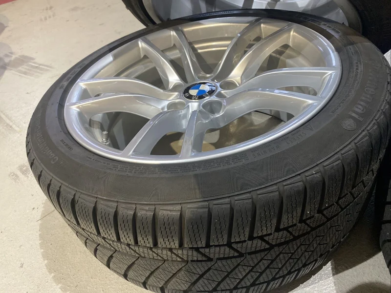 BMW F80 M3 F82 M4 F87 M2 Alufelgen M640 WINTERREIFEN 2284905 CONTINENTAL 2284906