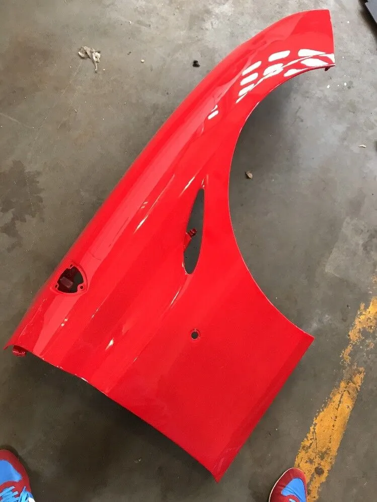 ORIGINAL FERRARI CALIFORNIA T F149M Kotflügel Seitenwand RECHTS