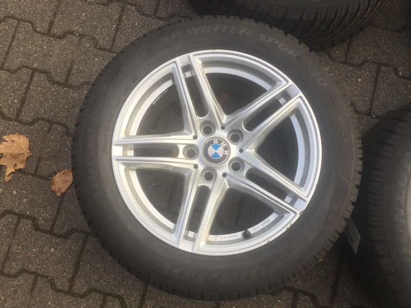 BMW F10 F11 ALUFELGEN Winterreifen 225 55 R17 97H RSC DUNLOP SP WINTER SPORT 3D