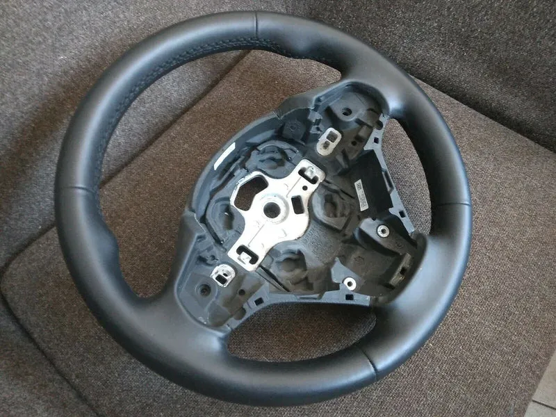 BMW F20 F22 F30 F31 F34 F35 Lenkrad Lederlenkrad 6854753 M SPORT Schaltwippen