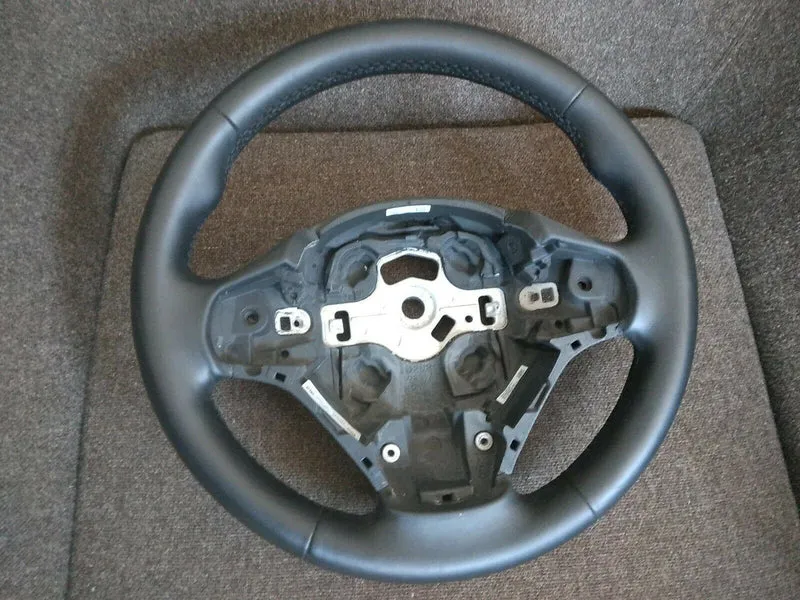 BMW F20 F22 F30 F31 F34 F35 Lenkrad Lederlenkrad 6854753 M SPORT Schaltwippen