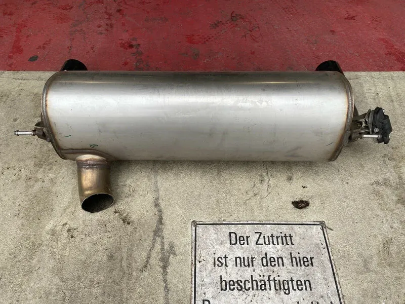 BMW F30 F32 KLAPPENAUSPUFF 440i Auspuff Endschalldämpfer Auspuffanlage 8650846