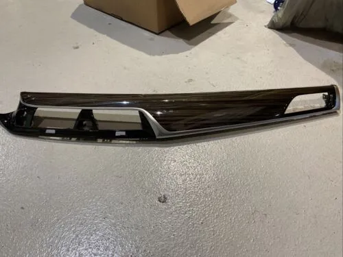 BMW G30 G31 Dekorblende Dekorleiste Mittelkonsole Blende FINELINE GLANZ 9378022