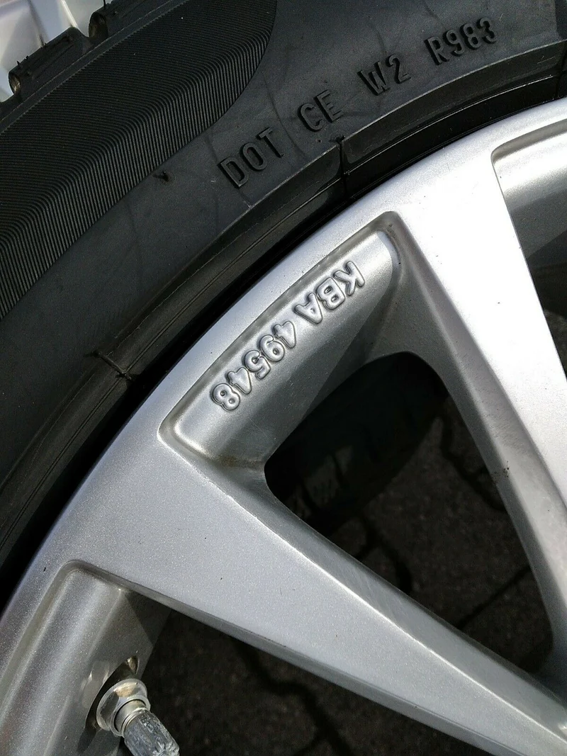 BMW G11 G12 Alufelgen Winterreifen Borbet RDCI RSC 245 45 R19 102V KBA 49548