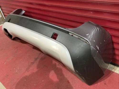 ORIGINAL BMW X1 E84 Stoßstange hinten KOMPLETT OHNE PDC Löcher VORFACELIFT