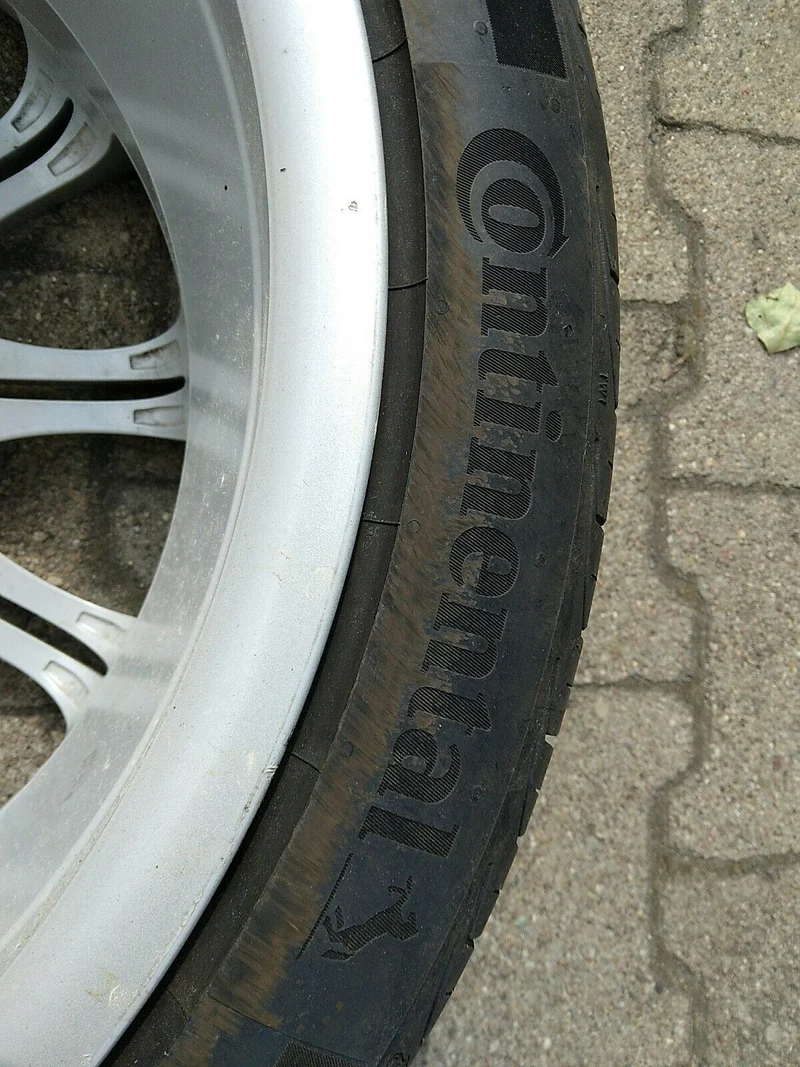 1x BMW Z4 E85 E46 M135 Alufelge 8J 7896470 Sommerreifen Continental 225 40 R18