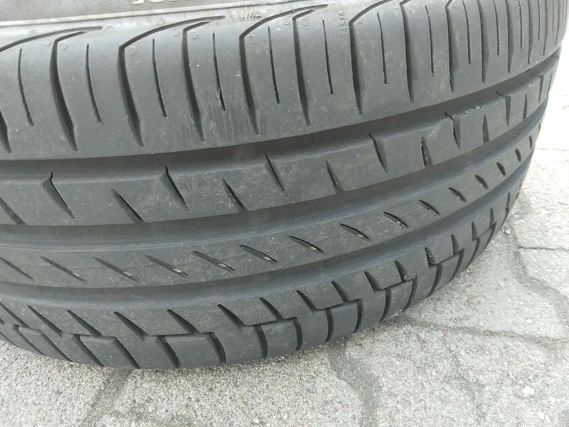 1x BMW Z4 E85 E46 M135 Alufelge 8J 7896470 Sommerreifen Continental 225 40 R18