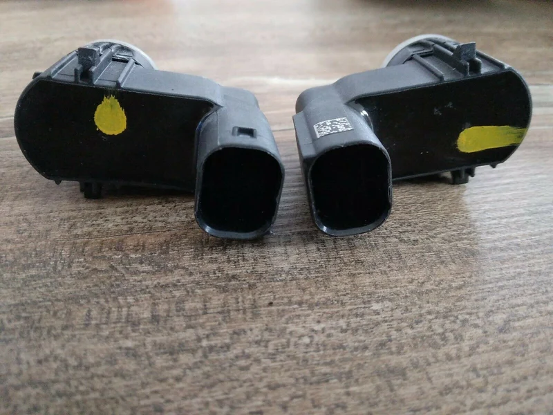 2× Original Ferrari 488 GTB PDC Parking Sensor Parksensor 295361