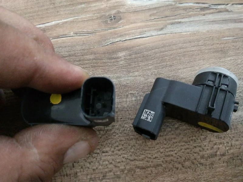 2× Original Ferrari 488 GTB PDC Parking Sensor Parksensor 295361