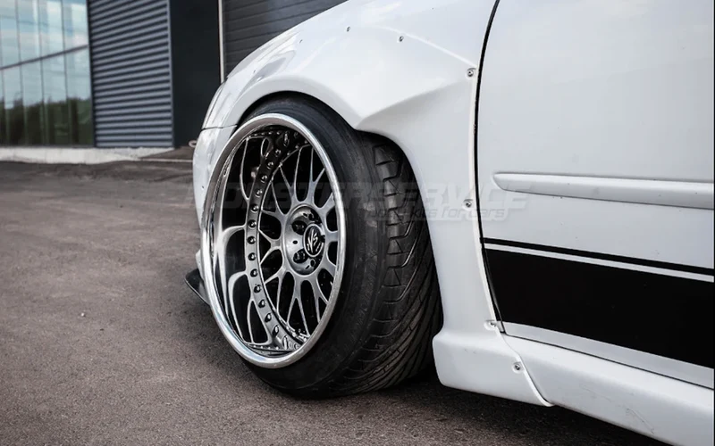 Widebodykit Subaru Legacy BL