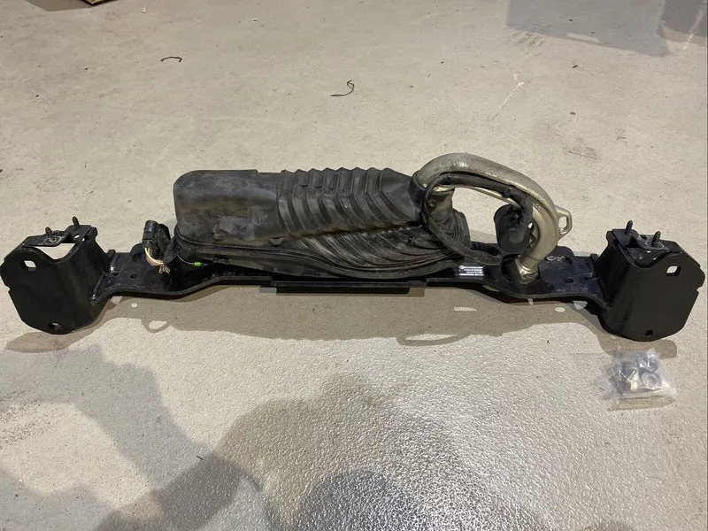 ORIG BMW G30 G31 ANHÄNGERKUPPLUNG elektrisch QUERTRÄGER Verstärkung 6888468