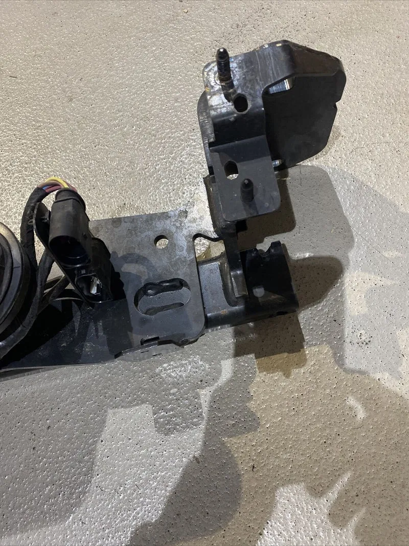 ORIG BMW G30 G31 ANHÄNGERKUPPLUNG elektrisch QUERTRÄGER Verstärkung 6888468