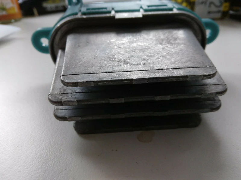 FERRARI CALIFORNIA Interior Heater Gebläse IGEL Motor Resistor 82049000
