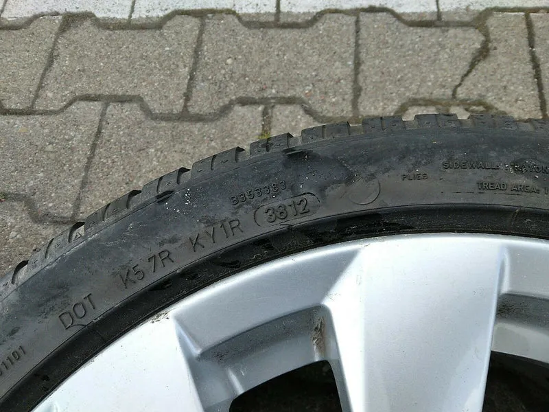 BMW F20 F21 F22 Alufelgen Styling 381 RDCI RSC 225 45 R17 Winterreifen 6796206