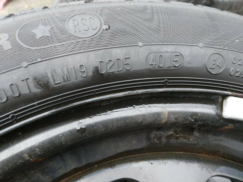 BMW F20 F21 F22 WINTERREIFEN 195 55 R16 87H RSC Runflat RDCI SENSOREN RADKAPPEN