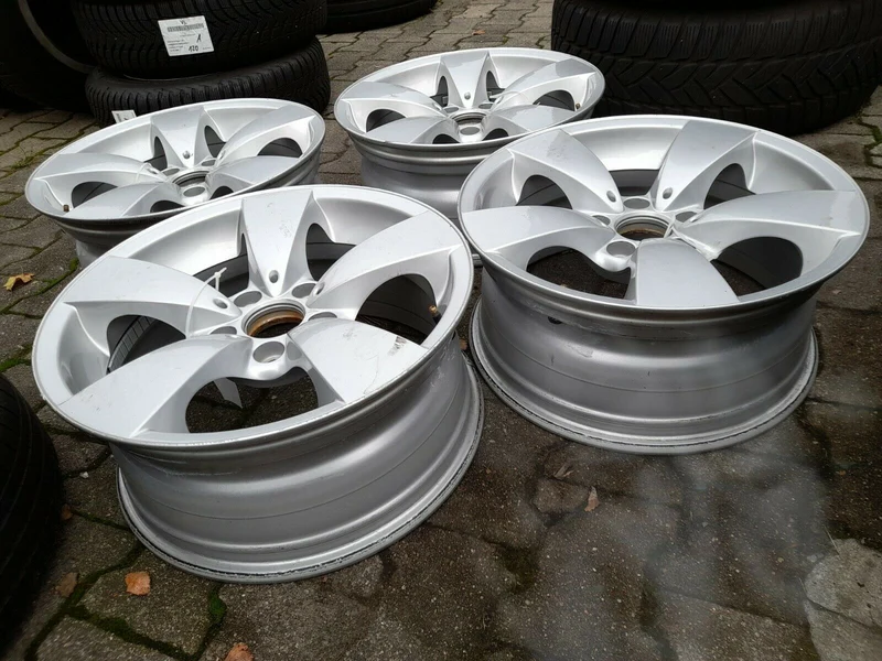 4x Original BMW E60 E61 LCI Alufelgen 6776776 Sternspeiche Styling 138 ET20