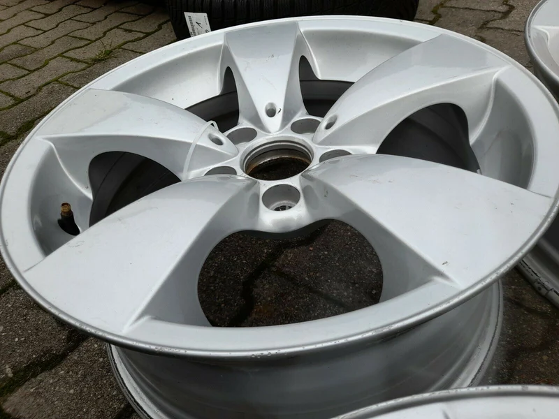 4x Original BMW E60 E61 LCI Alufelgen 6776776 Sternspeiche Styling 138 ET20
