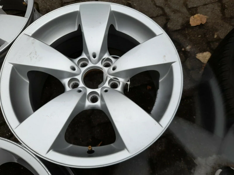 4x Original BMW E60 E61 LCI Alufelgen 6776776 Sternspeiche Styling 138 ET20