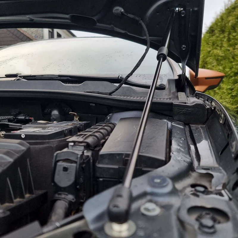 Haubendämpfer/ lifter für VW Golf 8 und Seat Leon 5F