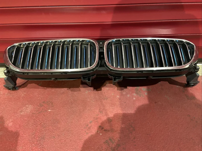 BMW G30 G31 KLAPPENSTEUERUNG HYBRID M Ziergitter Nieren BLAUE SPEICHEN 7497280