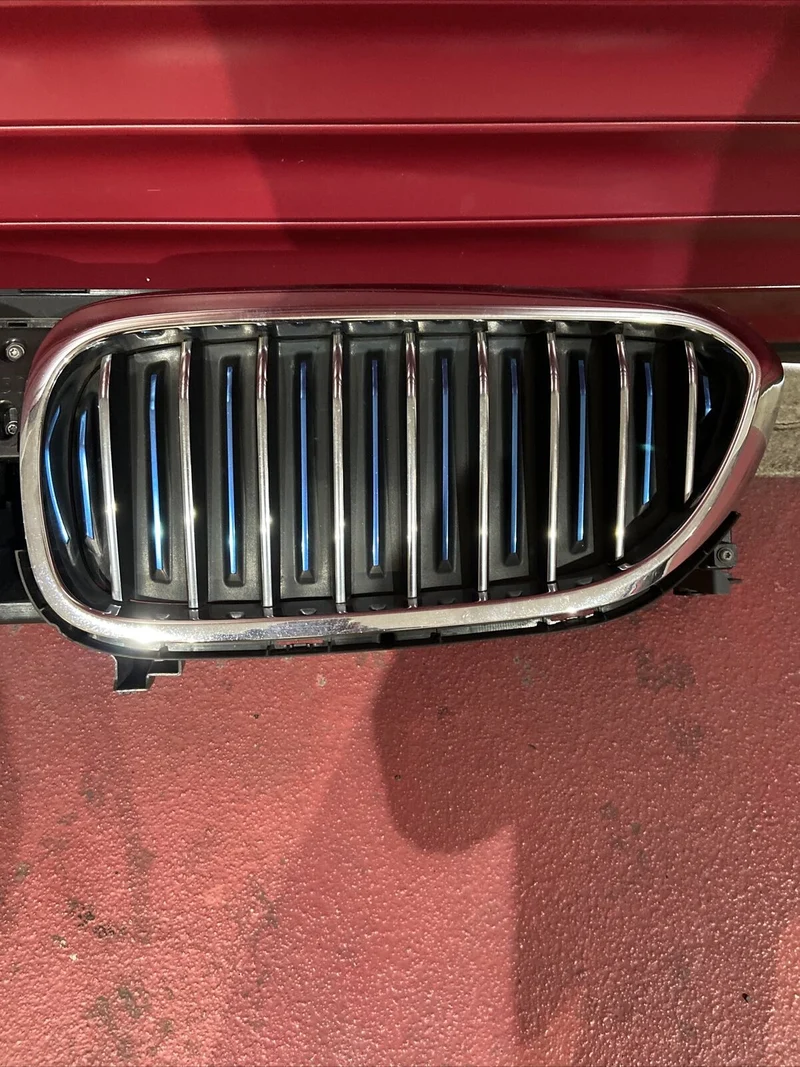 BMW G30 G31 KLAPPENSTEUERUNG HYBRID M Ziergitter Nieren BLAUE SPEICHEN 7497280
