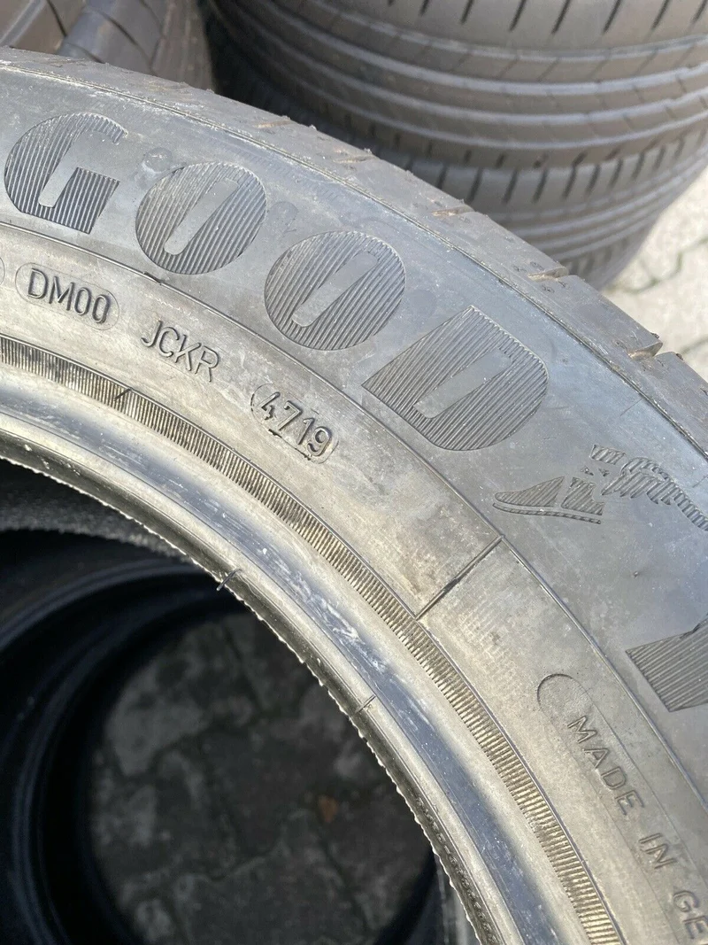 4x NEUW. GOODYEAR EFFICIENT GRIP PERFORMANCE 225 55 R17 97W SOMMERREIFEN DOT4719