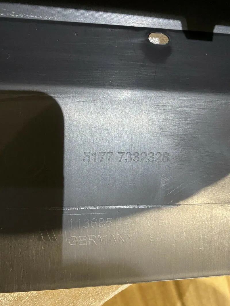 ORIGINAL BMW X1 F48 NEUER Seitenschweller 7403398 RECHTS LINES Schweller 7332328