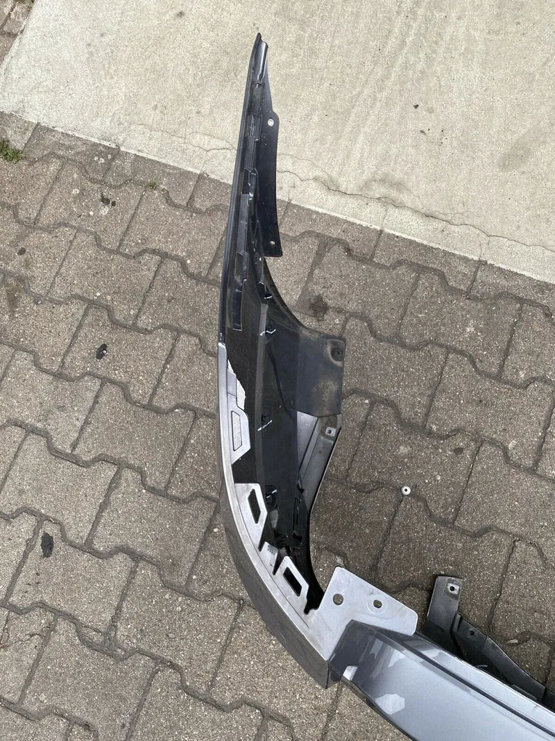 ORIGINAL BMW X3 F25 LCI FACELIFT Stoßstange mit PDC Loch Diffusor