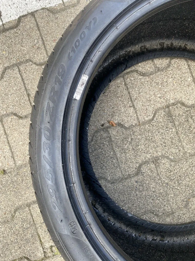 2x SOMMERREIFEN für ASTON MARTIN 295 30 ZR19 100Y HINTEN Pirelli P Zero AM8