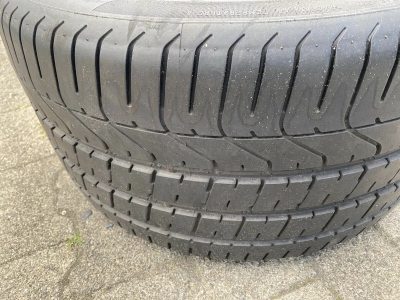 2x SOMMERREIFEN für ASTON MARTIN 295 30 ZR19 100Y HINTEN Pirelli P Zero AM8