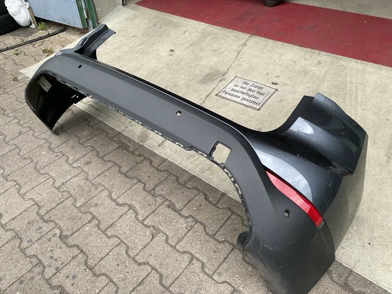 BMW X1 F48 NEUESTE MODELL Stoßstange 7355260 MITTE 7355271 mit PDC
