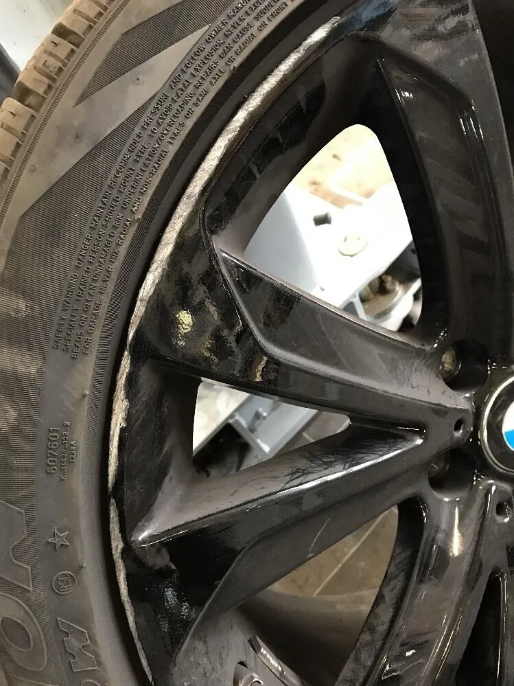 1x BMW X5 F15 ALUFELGE STYLE 461 PIRELLI RUNFLAT 6858527 WINTERREIFEN 275 40 R20