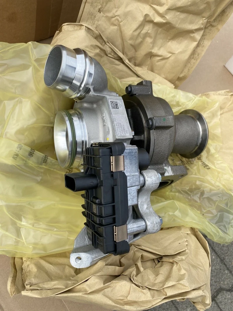 ORIG BMW NEUER F20 F21 F30 F31 F32 F34 X3 F25 E90 LCI F10 F11 TURBOLADER 8519476