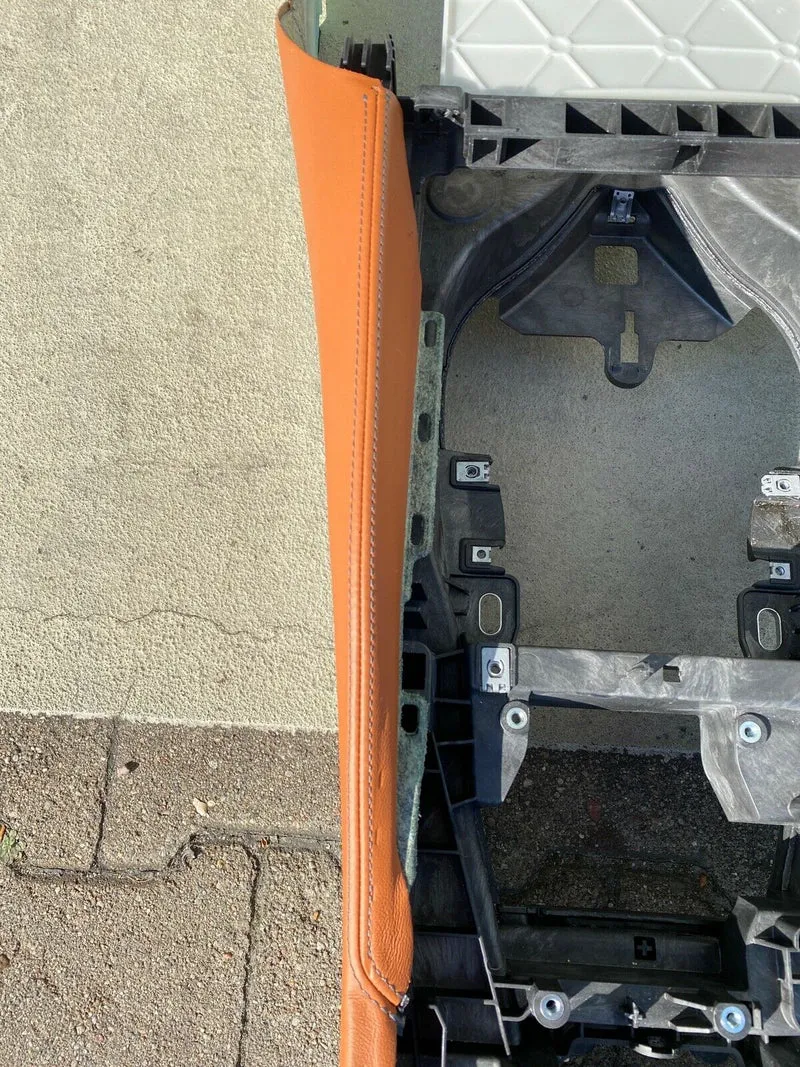 BMW G30 G31 F90 M5 MITTELKONSOLE LEDER Schwarz Aragonbraun Mittelkonsole