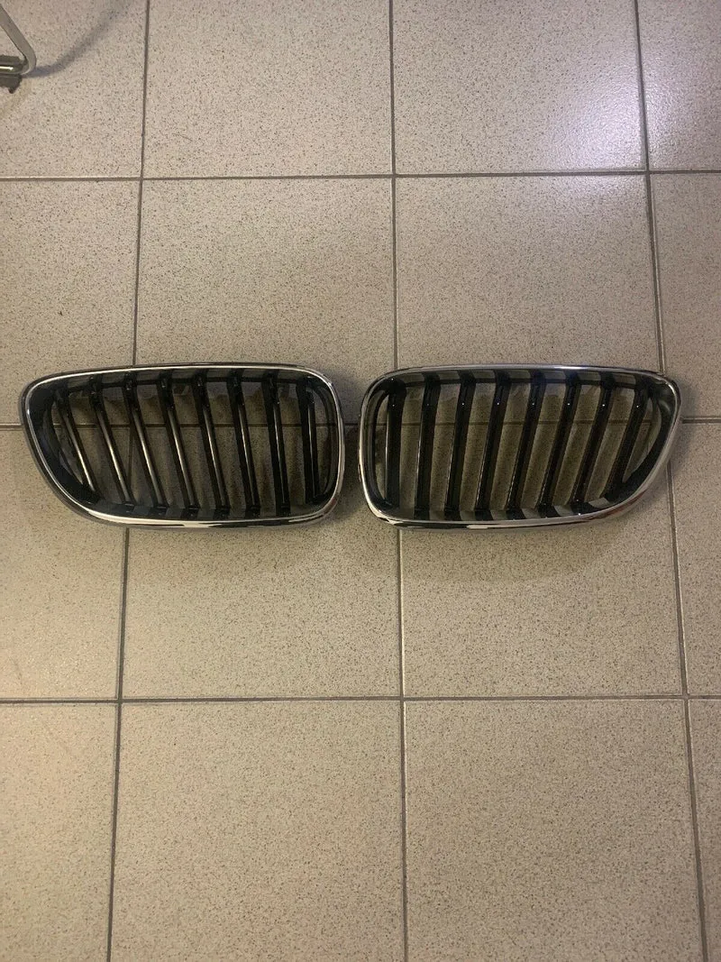 BMW 2er F22 F23 Sport Chrome Schwarz Gitter Nieren 7295523 7295524