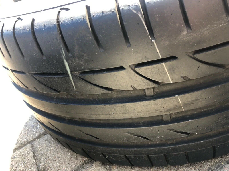 2x BMW F30 F31 F32 M Sommerreifen 255 40 R18 95Y BRIDGESTONE RSC