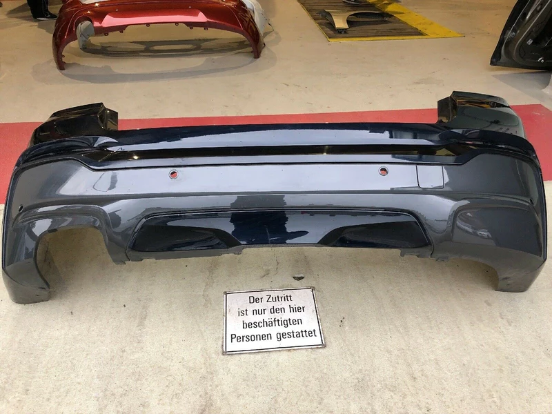 ORIGINAL BMW X4 F26 M Paket Stoßstange mit PDC & DIFFUSOR