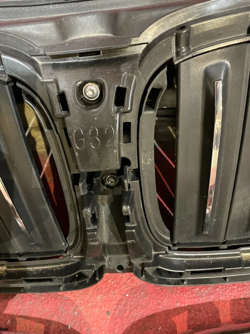 BMW G32 Klappensteuerung 7497777 NEUE Ziergitter Gitter GLANZSPEICHE Vorderwand