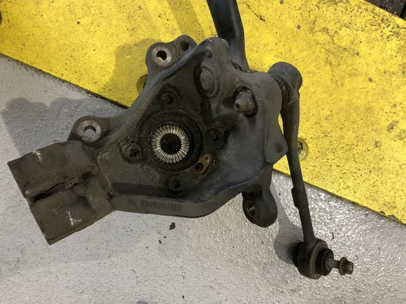 ORIGINAL BMW X1 E84 Achsschenkel VR. ALLRAD 6788700 Querlenker RADNABE RADTRÄGER