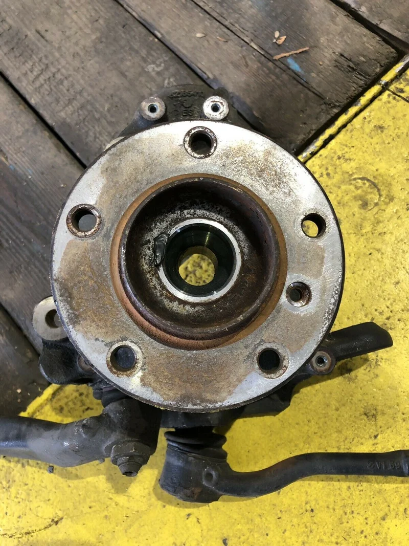 ORIGINAL BMW X1 E84 Achsschenkel VR. ALLRAD 6788700 Querlenker RADNABE RADTRÄGER