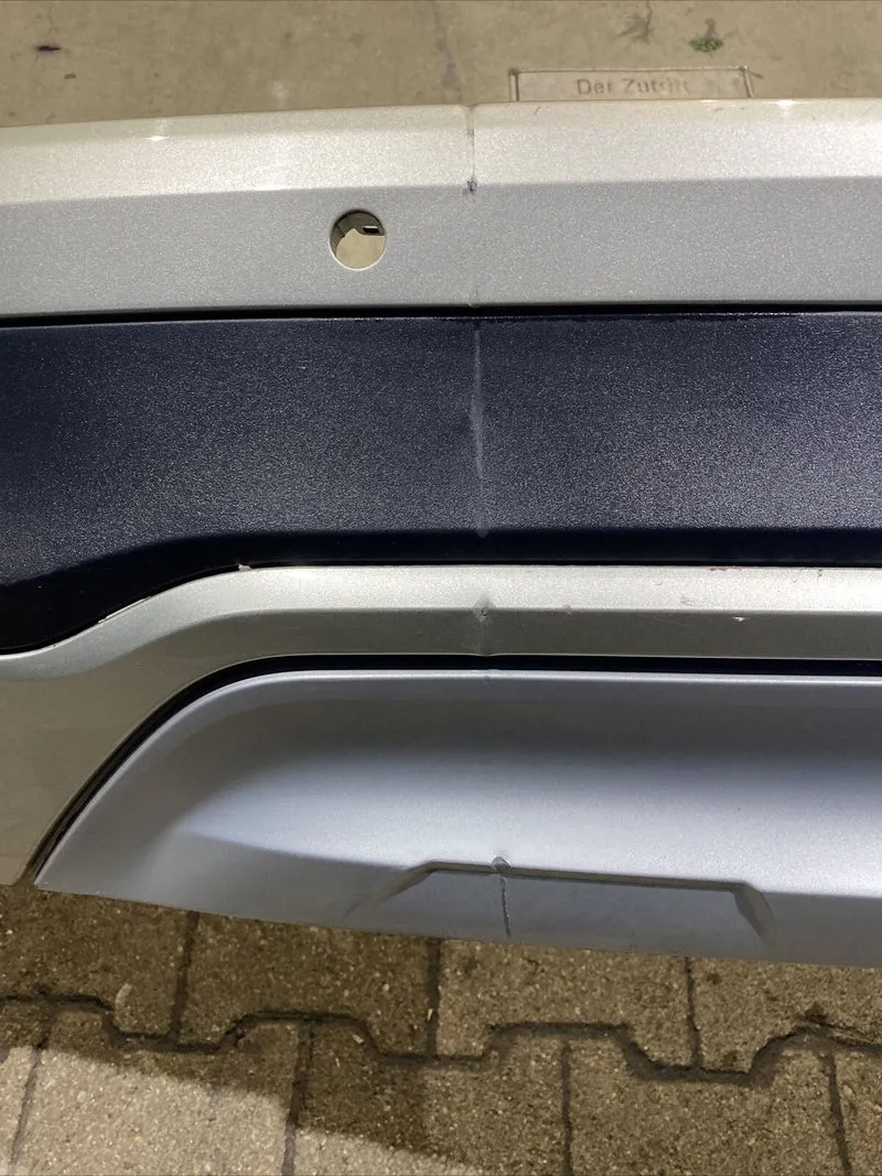 ORIGINAL BMW X3 F25 LCI FACELIFT Stoßstange mit PDC Loch Diffusor