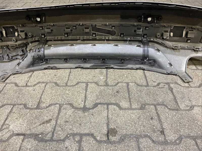 ORIGINAL BMW X3 F25 LCI FACELIFT Stoßstange mit PDC Loch Diffusor