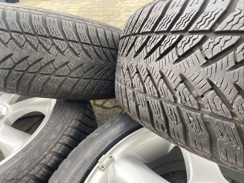 MINI COOPER R56 R50 ALUFELGEN Spoke 94 WINTERREIFEN RSC 195 55 R16 87H 6775684